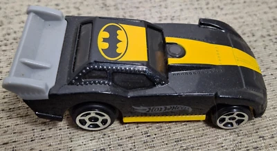 Batimóvil Hot Wheels 2016 (McDonalds) coche de fricción/3 1/2" Foto 1 de 4