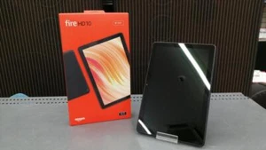 AMAZON TG425K Fire HD 10 (13th Generation) 64GB, 3GB Wi-Fi Mit Box Gut Zustand - Bild 1 von 5