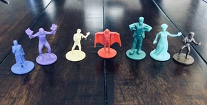 Juego Horrificado Piezas Extra/Repuesto Monstruo Mini Figuras Miniaturas Las 7 - Imagen 1 de 3