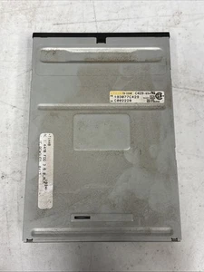 Vintage Teac FD-235HF 3.5-Inch Internal Floppy Disk Drive in 5-1/4 With Housing - Afbeelding 1 van 4