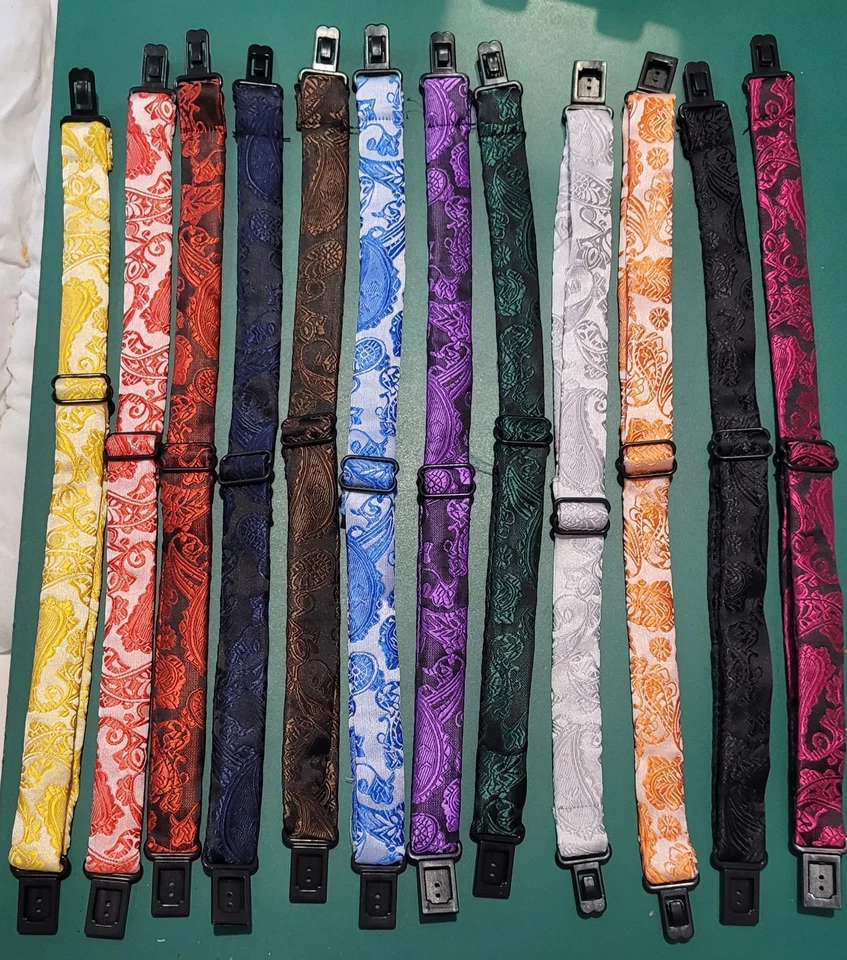 Lot de 12 colliers en tissu pour chats ou chiens - Photo 1/1