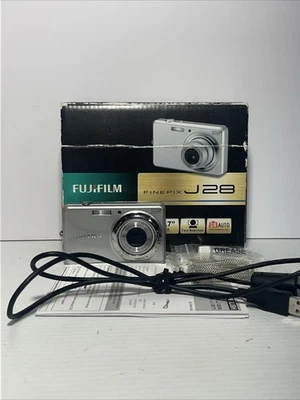 Fujifilm FinePix J28 10.2MP Compact Digital Camera Silver Tested & Working - Image 1 of 4