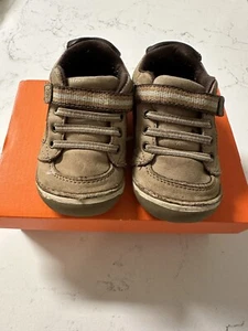 Stride Rite Shoe Size 5 M Shoes - Picture 1 of 7