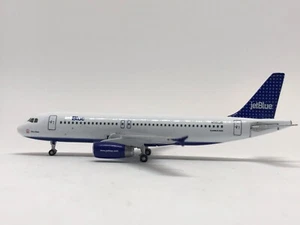 Gemini Jets - JetBlue A320-323  GJJBU197C  Blue Skies    Scale 1:400 - Picture 1 of 11