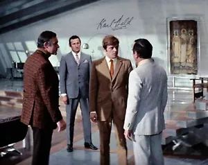 KARL HELD - Agent in Diamonds Are Forever - James Bond - hand signed 10 x 8 phot - Picture 1 of 3
