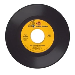 Fats Domino - One for the Highway; Honest Papas Love Their Mamas Better - 45 RPM - Picture 1 of 2
