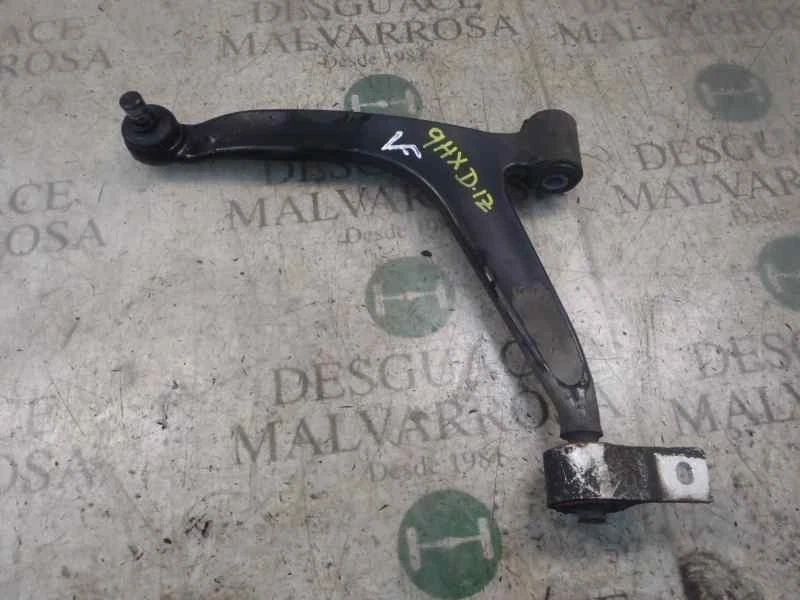 BRAS DE SUSPENSION INFERIEUR AVANT GAUCHE / 13435625 POUR CITROËN C4 COUPE COLLE - Image 1 of 1