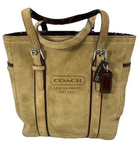 Vintage Coach Hampton Gallery Beuteltasche Brotzeittasche Kamel Wildleder Anhänger 9784 - Bild 1 von 23