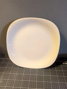 Plato de ensalada cuadrado redondeado Thomson Pottery marfil "Quadro"  - Imagen 1 de 8