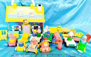 LARGE LOT - Vintage Fisher-Price Little People Case Vehicles Furniture 1980s S-2 - Picture 1 of 8