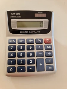 Calculator TOM-S318 8 digit desk-top solar and battery vintage - Picture 1 of 3