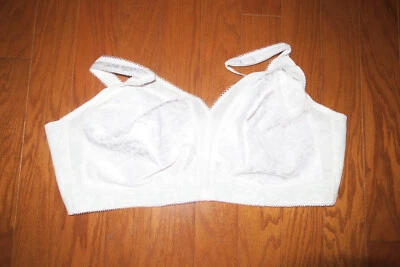 50C PLAYTEX ❤️ UNLINED FULL COVERAGE BRA WIRE ❤️ WHITE LACE POLYESTER #4693 - Image 1 of 4