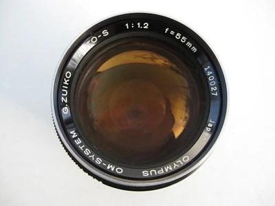 Olympus Zuiko 55mm f1,2 : objectif argentique à baïonnette Olympus OM. Excellent - Photo 1/4