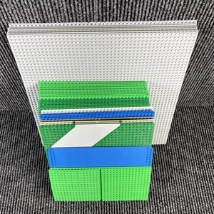 HUGE LOT of LEGO BASE PLATES ~ GREEN, GRAY, Blue 48x48 & 32 X 32 + MORE - Picture 1 of 15