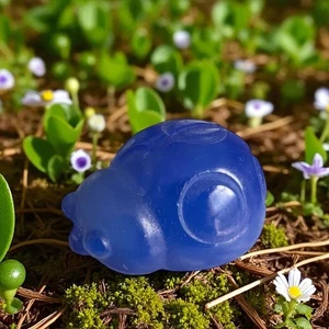 Tótem de bolsillo de cristal curativo talla Ladybug opalita azul piedra de buena suerte - Imagen 1 de 12