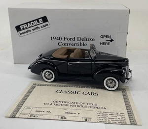 NEW Danbury Mint 1940 Ford Deluxe Convertible Black 1/24 Diecast Car - Picture 1 of 13