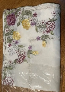 Mantel vintage Mr 72 x 108 rosas rectangulares florales hecho a mano Santo Tomás - Imagen 1 de 7