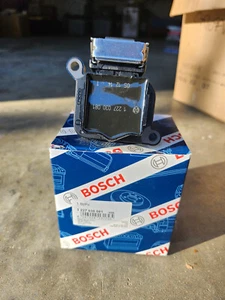 NIB BMW 12131703228 1-227-030-081 Ignition Coil w/o Spark Plug Connector - Picture 1 of 3