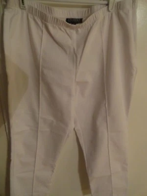 Context for Lord & Taylor, White ankle pants, size XL in women - Image 1 of 4