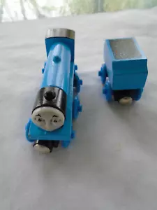 Thomas The Tank Engine & Friends Gordon & Kohle Tender Auto Holz 4 Zoll 2 - Bild 1 von 3