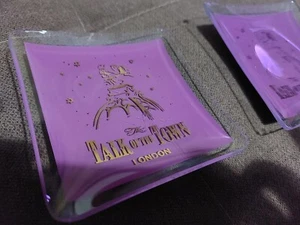 Pair Of Vintage Talk Of The Town London Glass Plates / Ash Trays - Judy Garland - Picture 1 of 4