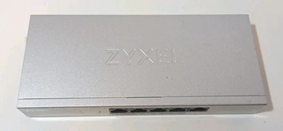 ZyXEL GS1200 5-Port Gigabit Smart Switch PoE+ Switch ohne Netzzteil Funktioniert - Bild 1 von 3
