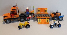 Lego Island Xtreme Stunts: Semi Truck Trailer & Stunt Trikes 6739 *Inc See Desc*