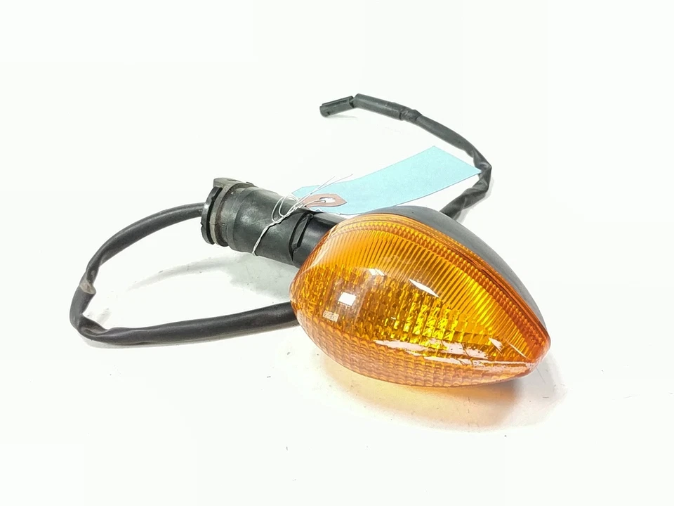 Luz indicadora piscante traseira direita 14 Yamaha FZ09 - Imagem 1 de 4