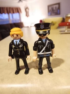 Vtg Playmobil Lot of 2 Action Mini Figures Police officers - Picture 1 of 5