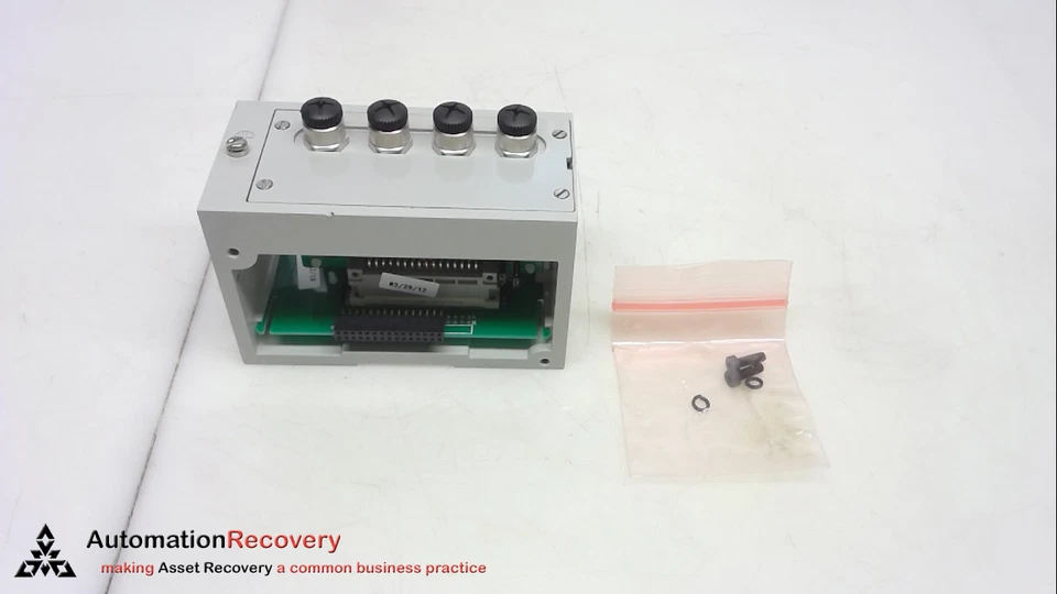 NUMATICS 239-2153, I/O MANIFOLD,  M12, 4 CONNECTORS, 0-10V, SEE DESC #253988 - Image 1 of 4