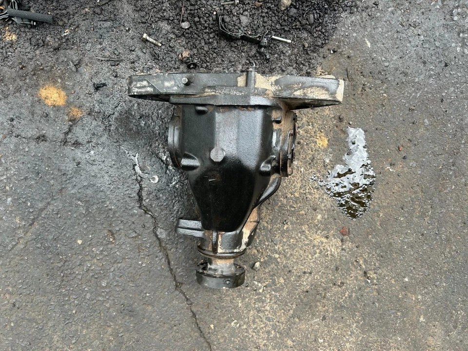 MONTAJE PORTADOR DIFERENCIAL EJE TRASERO BMW OEM E39 740I 94-00 Foto 1 de 4