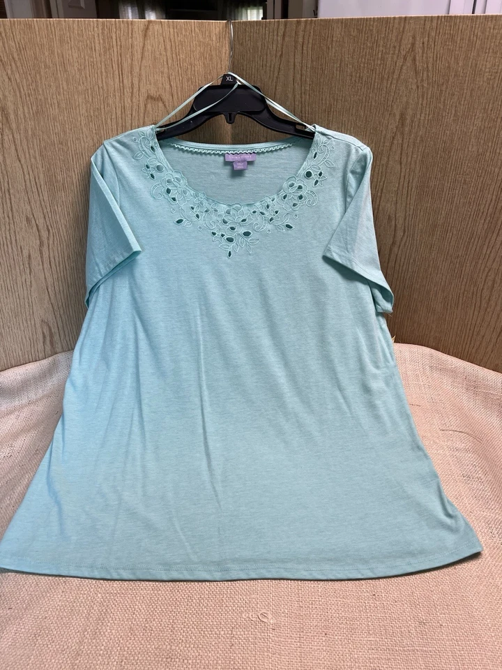 Top tejido Laura Scott con bordado recortado talla grande nuevo con etiquetas Foto 1 de 4