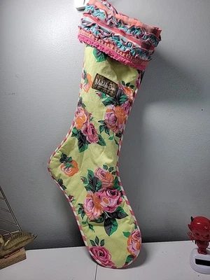 Medias de Navidad Matilda Jane Érase una vez amarillas con rosas rosadas 22"  Foto 1 de 4