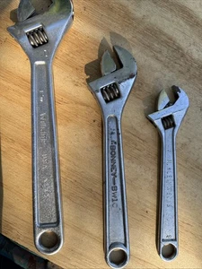 Menge 3 verstellbare Schraubenschlüssel - 12" 10"8" - Bild 1 von 10