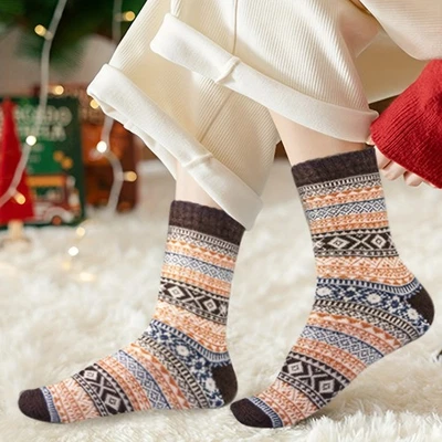 Warm Winter Thermal Knit Socks Fair Isle 5 Pairs Crew US 5-12 - Image 1 of 4
