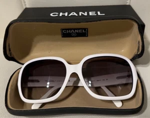 CHANEL Women White Black Frame 5124 Matelasse Sunglasses 59 17 135 - Picture 1 of 20