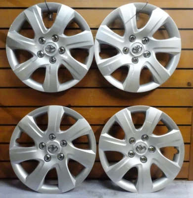 NOVO CONJUNTO Calotas FIT Toyota Camry 2010-2011 Réplica Premium 16 Polegadas Prata 61155 - Imagem 1 de 4