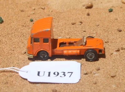 Husky 25 Orange Shelvoke and Drewry Refuse Van Fair FNQHotwheels U1937 - image 1 of 4