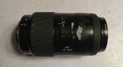 Minolta AF Zoom Lens 75-300mm 1:45 (32) 5.6 Black from  S/N 17501514 Japan - Image 1 of 4