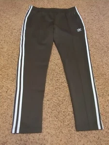 Boys Adidas Charcoal Gray (or dark olive green?)Athletic Pants Size 14 - Picture 1 of 6