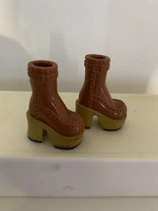Barbie My Scene Brown Tan Chunky Heel Buckle Boots - Picture 1 of 2