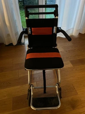  Transportstuhl für Kinder - klappbar - schwarz, Super Zustand - Bild 1 von 4