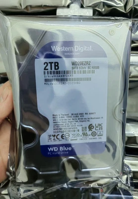 Western Digital 2TB WD Blue PC Internal Hard Drive - SATA 6 Gb/s WD20EZRZ - Image 1 of 2
