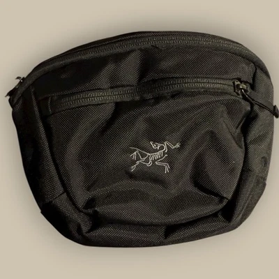 Arc’teryx Maka 1 Waistpack Crossbody Bag Belt Bag Black Logo Fanny Pack Hiking - Image 1 of 3