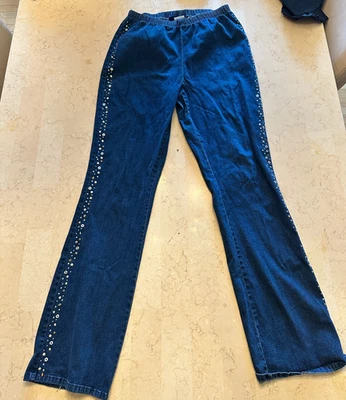 Jeans jeans feminino azul escuro 24/7 RARO tamanho 18T plus enfeitado acabamento lateral - Imagem 1 de 4