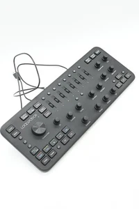 Loupedeck Plus USB Photo Editing Console LDD-1801 #039 - Afbeelding 1 van 6