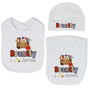 Caja de herramientas personalizada personalizada para bebé niño carpintero 3 babero y eructo juego de tela VS2 - Imagen 1 de 26