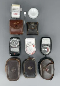 4 VINTAGE LIGHT METERS Weston Master II & V +Invacone Dome, Sixon, GE + Leaflets - Picture 1 of 2