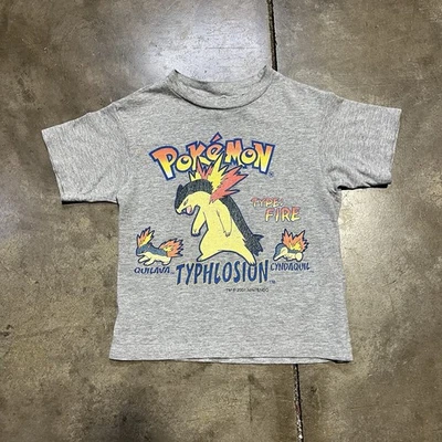 Camisa Pokémon Juvenil 4T XS Gris Tiflosión Cyndaquil Quilava Gen 2 Y2K De Colección Foto 1 de 4