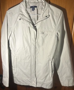 Classic Gap Women’s Light Tan Khaki Jacket Zip/Snap Front W/ Zip Pockets XS EUC! - Picture 1 of 14